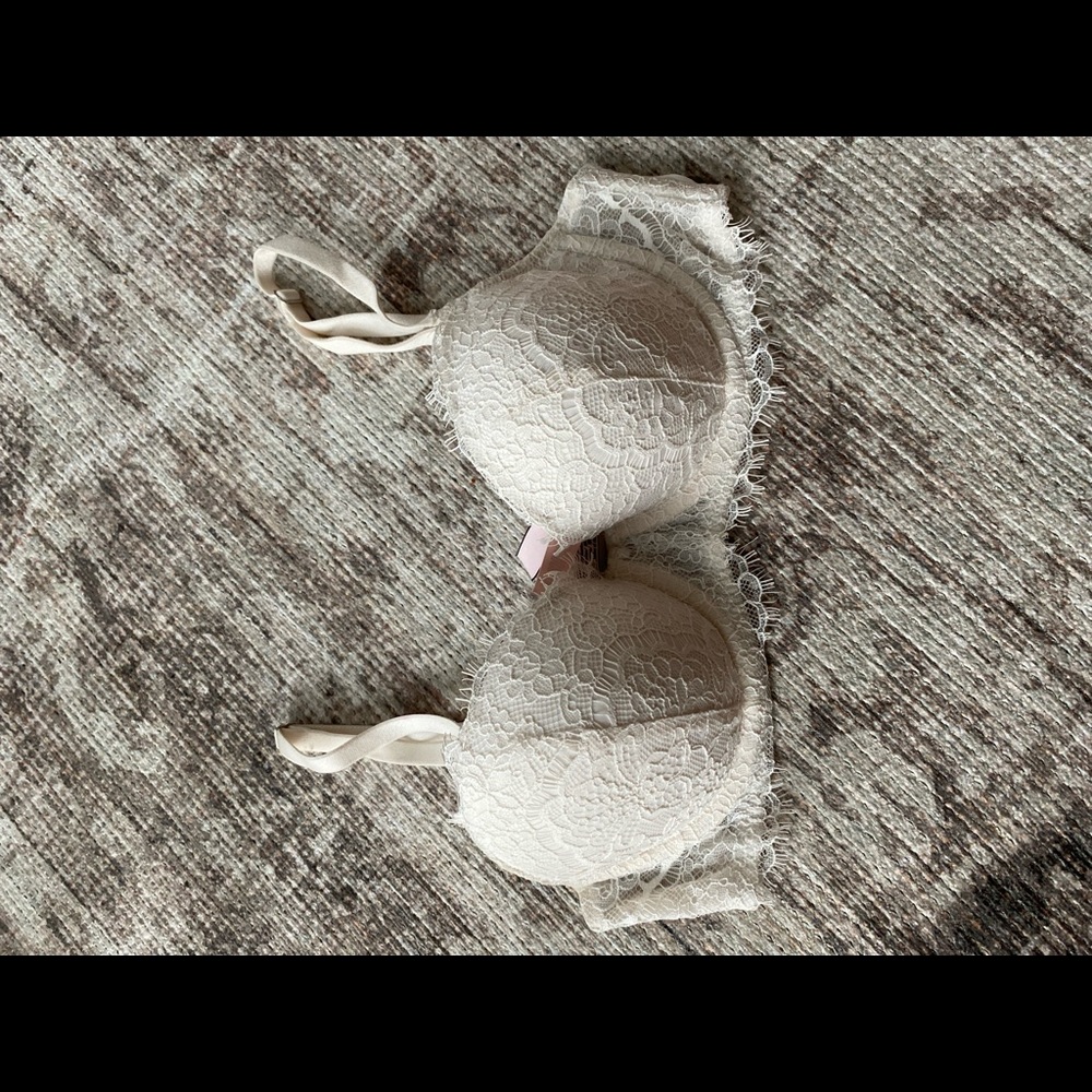 Victorias Secret Dream angels Bra | Off White | 32C